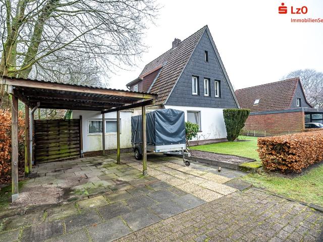 Reserviert: Zweifamilienhaus in schöner Lage