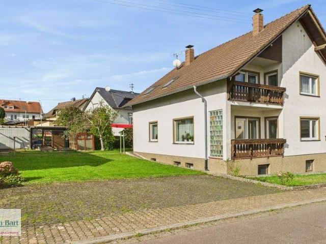 ZWEIFAMILIENHAUS IN TOP LAGE VON ORSCHOLZ