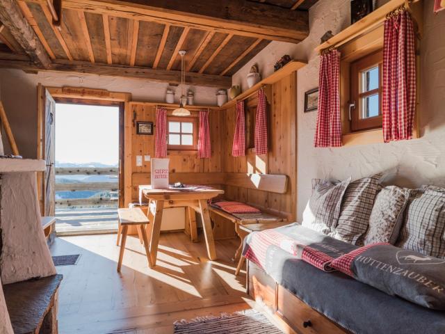 Zweitwohnsitz oder touristische Vermietung! Urige Troadkasten Almhütte Liesihütte am Katschberg