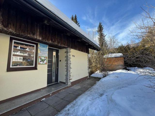 NEUER PREIS! Renovierte Bungalowhälfte mit privatem Garten in der Sonnenalm
