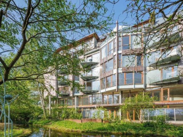 Zweizimmer Gartenwohnung am Bach in Berlin Wilmersdorf