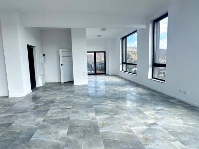 Zwycięstwa 183 m², Gdynia