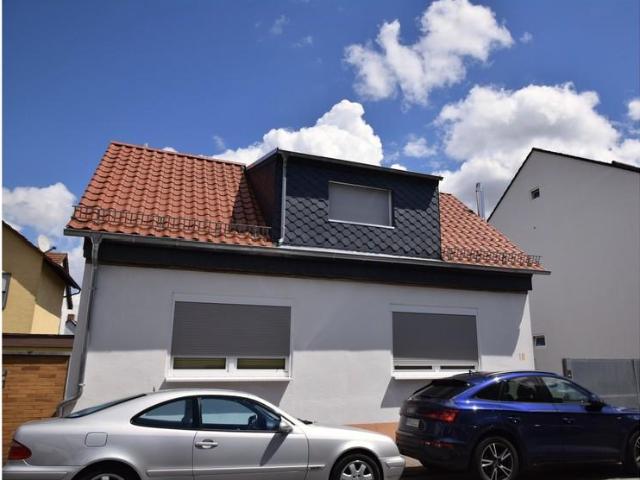 Zu Verkaufen 4 Schlafzimmer Haus Hattersheim Deutschland DLS90181051
