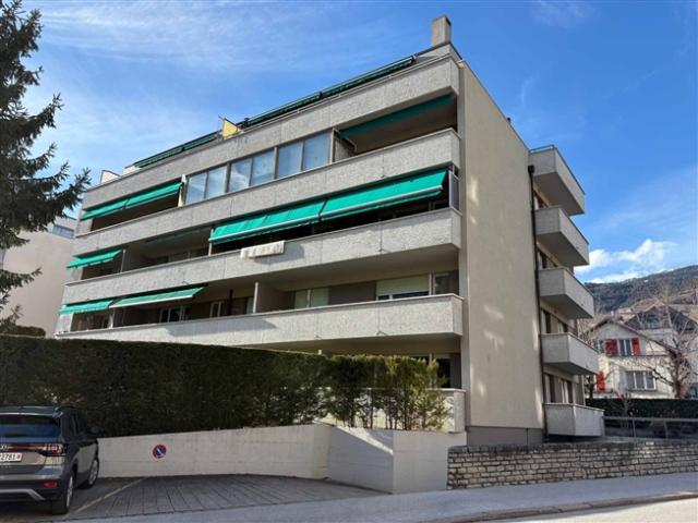 Zu verkaufen Drei Wohnungen auf derselben Etage, Sierre