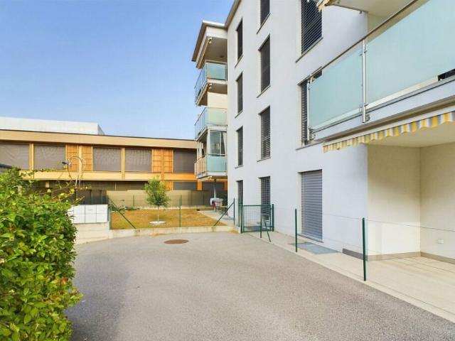 ZU VERKAUFEN IN CASLANO: Moderne und helle 4½ Zimmerwohnung