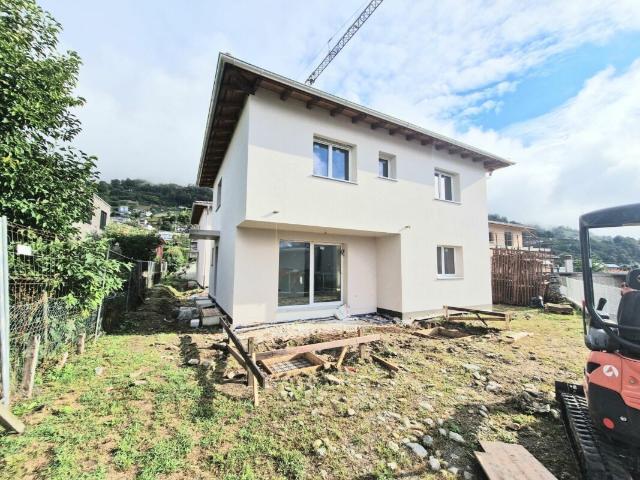 Zu verkaufen in cugnasco neue 5,5 zimmer einfamilienhäuser in ruhiger lage | dreamo. Ch