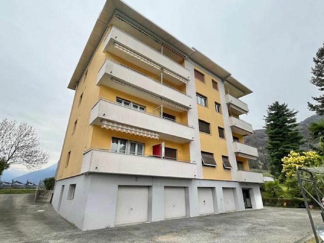 ZU VERKAUFEN IN QUARTINO 4,5 ZIMMER WOHNUNG IM HOCHPARTERRE