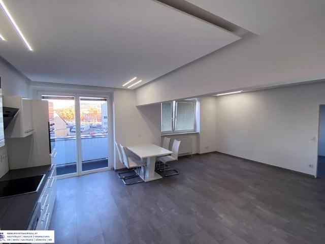 Zentraler Lage in 4020 Linz: Stilvoll ausgestattete Wohnung mit Balkon !