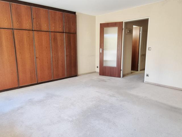 Zu Verkaufen 1 Schlafzimmer Wohnung Stuttgart / Botnang Deutschland DS87834717