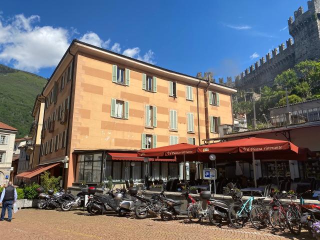 ZU VERMIETEN 3 ZIMMER WOHNUNG RENOVIERT – BELLINZONA ZENTRUM