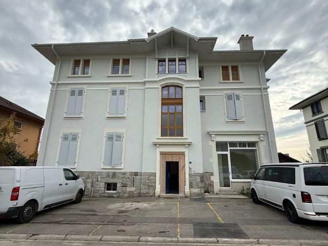 Zu vermieten – Handelsspielgang – Avenue de la Gare 22 in 1180 Rolle