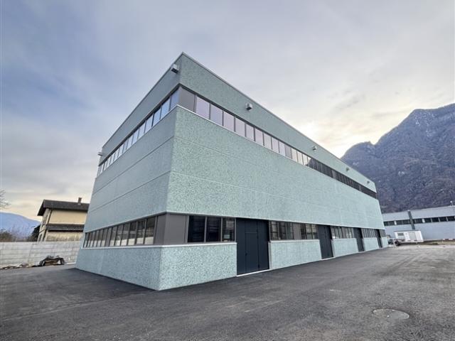 ZU VERMIETEN IN CRESCIANO LAGERHALLE NEUBAU