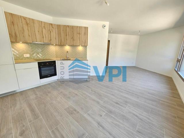 Zu vermieten ist ein komplett neues Studio in Bernex