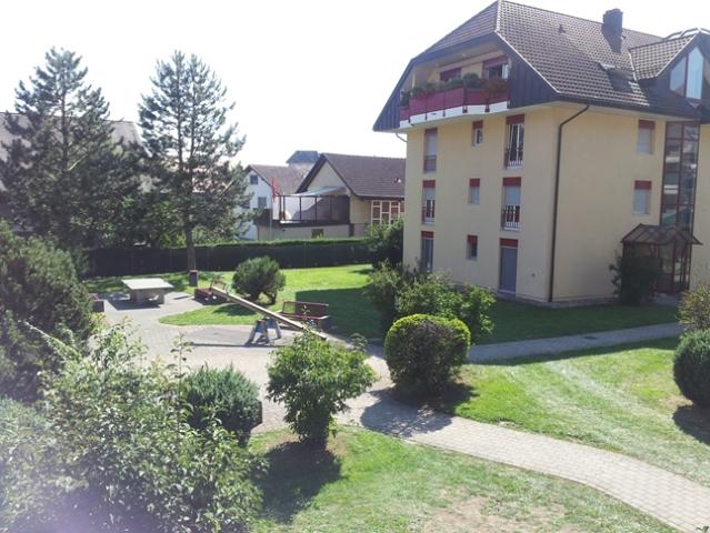 ZU VERMIETEN Tiefgaragenstellplatz