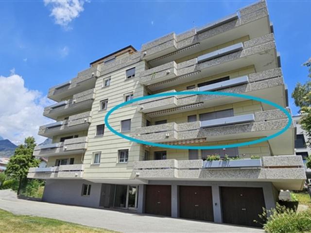zu vermieten, VS grosszügige 5.5 Zimmerwohnung mit Garagenbox