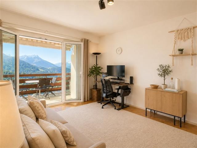 Zu mieten in Leysin, einem charmanten, teilweise möblierten Penthouse Studio mit Blick auf die Dents du Midi