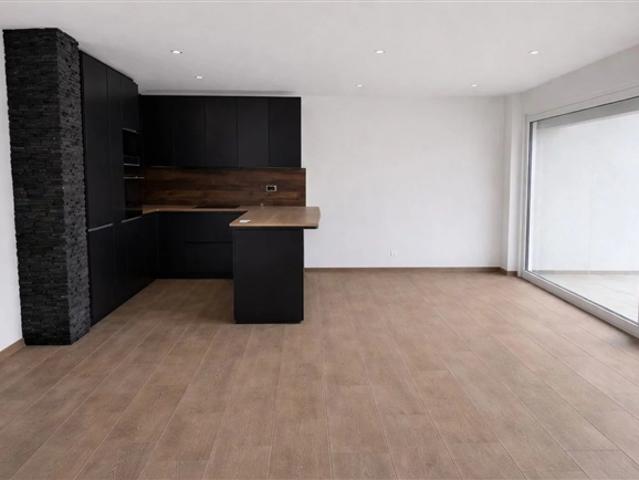Zu mieten – Moderne 2,5 Zimmer Wohnung in Aproz
