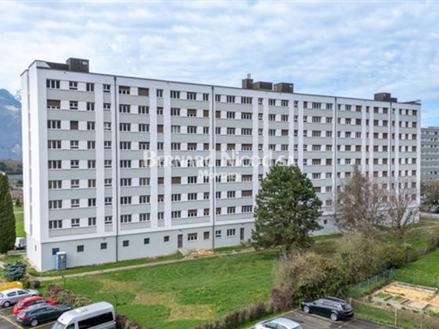 Zu mieten renovierte 2 Zimmer Wohnung im ersten Stock 127