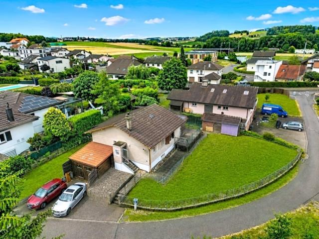 Zu renovierendes Haus mit Entwicklungspotenzial in Lentigny