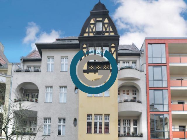 ZUM RENOVIEREN & SELBERGESTALTEN MIT BALKON & RUHIGE LAGE IM SEITENFLÜGEL NÄHE FALKENSEER PLATZ