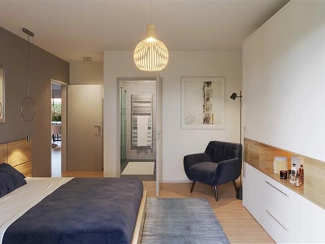 Zum Verkauf 5 Zimmer Wohnung im Erdgeschoss in Veyrier Privatgarten mit 240 m²