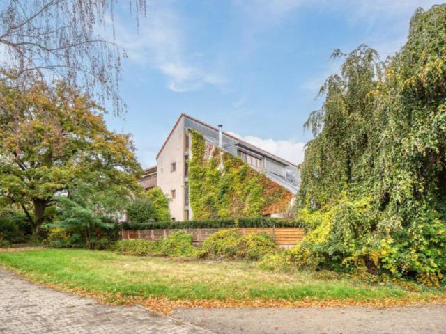 Zum Verkauf: Architekten Reihenendhaus in Zehlendorf