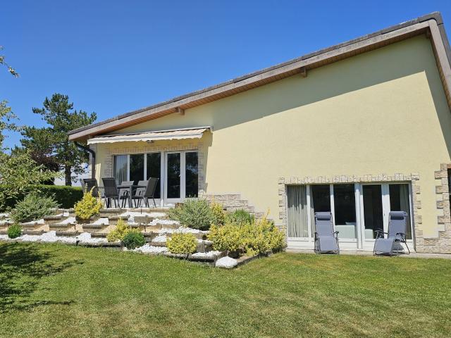 Zum Verkauf in Courgenay freistehendes Haus mit 5 Zimmern und Garten