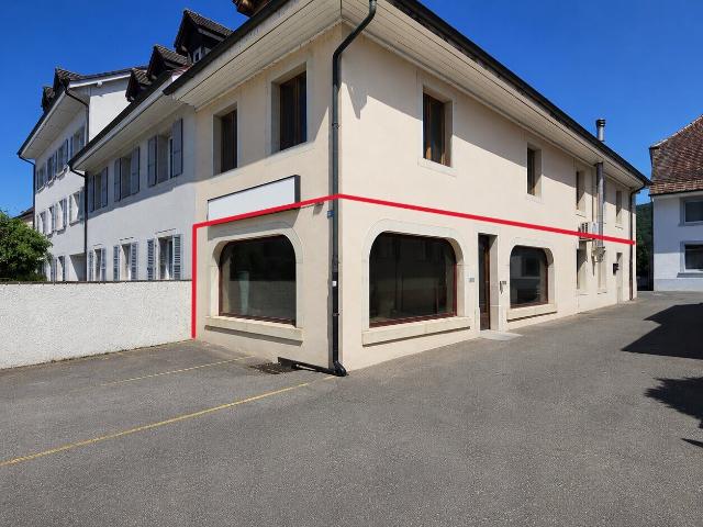 Zum Verkauf in Courroux Gewerberäumen Freiflächen von 100 m²
