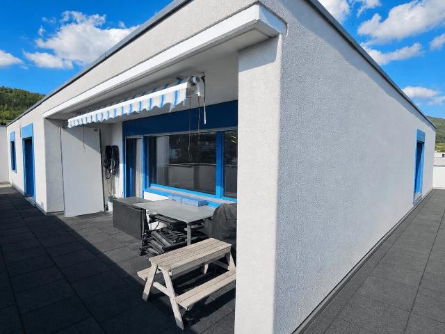 Zum Verkauf in Delémont, hervorragendes Penthouse mit 6 Zimmern und einer großen Terrasse
