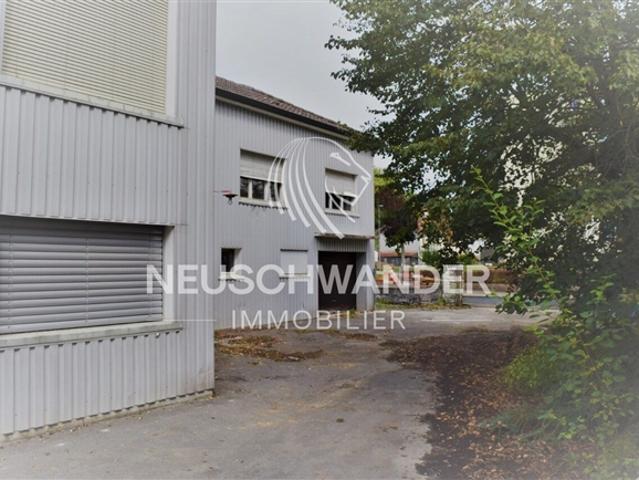 Zum Verkauf in Porrentruy große Räumlichkeiten von 4'211 m²