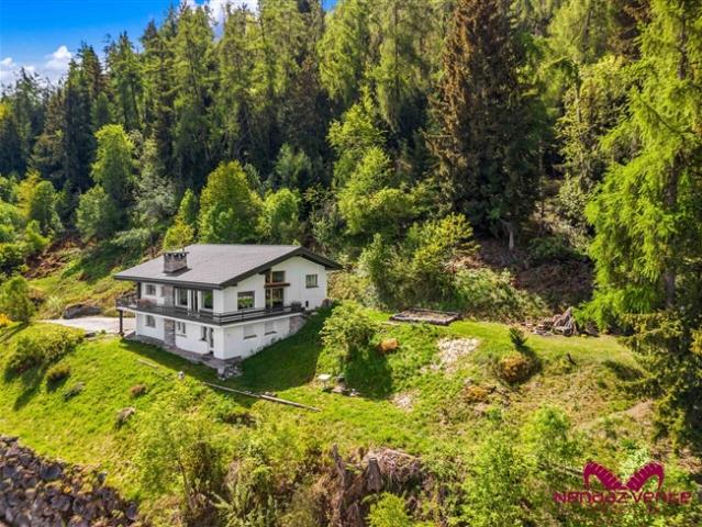 Zum Verkauf stehende Villa mit Panoramablick als Haupt oder Zweitwohnsitz