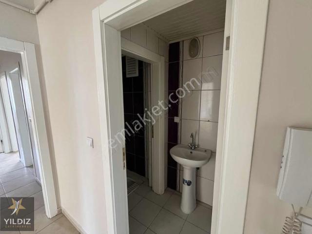 Zümrüt Mahallesinde Satılık Daire