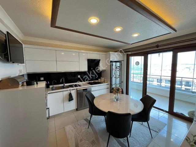 Zümrüt Park Sitesi Full Yapılı Masrafsız 3+1