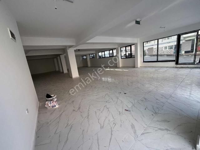 Zümrütevler Kiralık Dükkan Kurumsal Firmalara Uygun