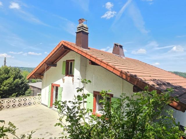 Zufluchtsort des Friedens im Herzen des Jura – Haus voller Charme