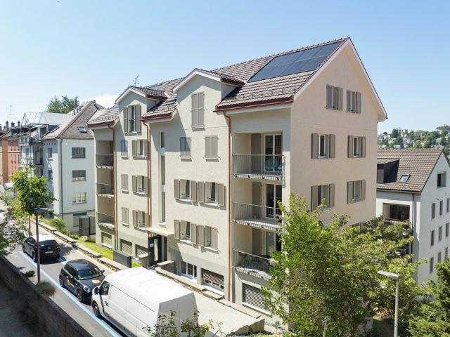 Zuhause mit Stil kürzlich sanierte Wohnung an zentraler Lage