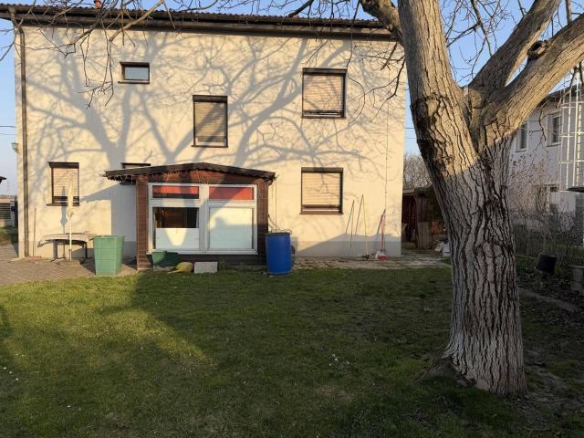 Zuhause im Grünen – Großzügiges Einfamilienhaus mit Garten