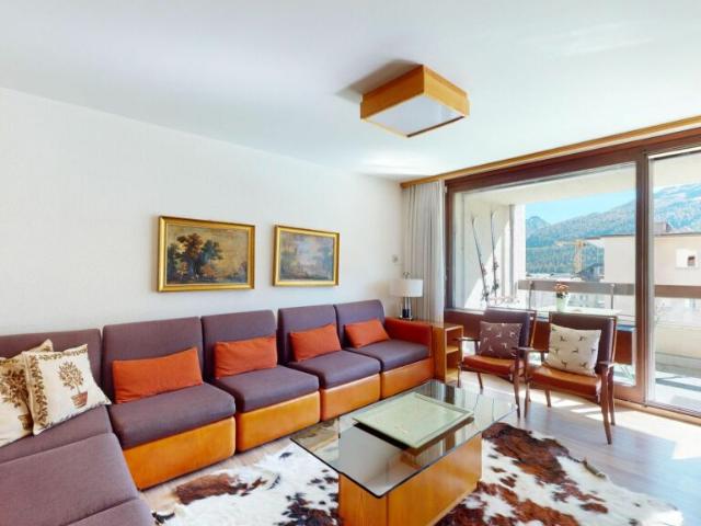 Zuhause im Herzen von St. Moritz 4,5 Zimmer Wohnung mit Panoramabalkon