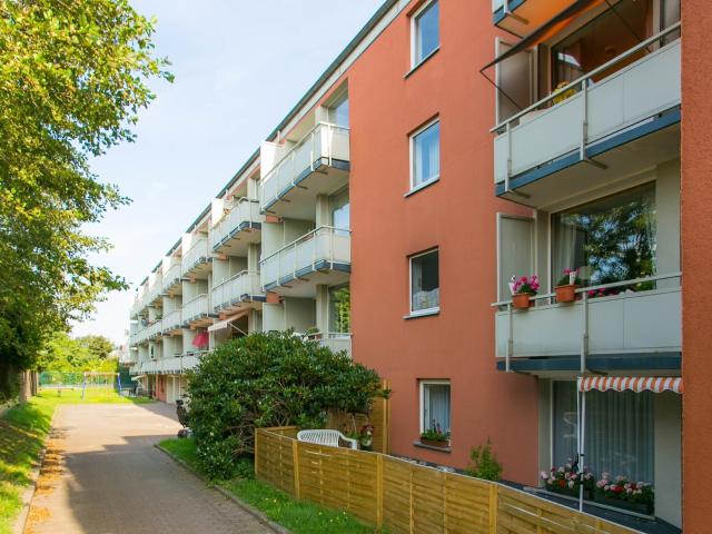 Zuhause ist: einziehen & wohlfühlen noch in Renovierung: 1 Zimmer Wohnung mit Balkon & Küchenzeile