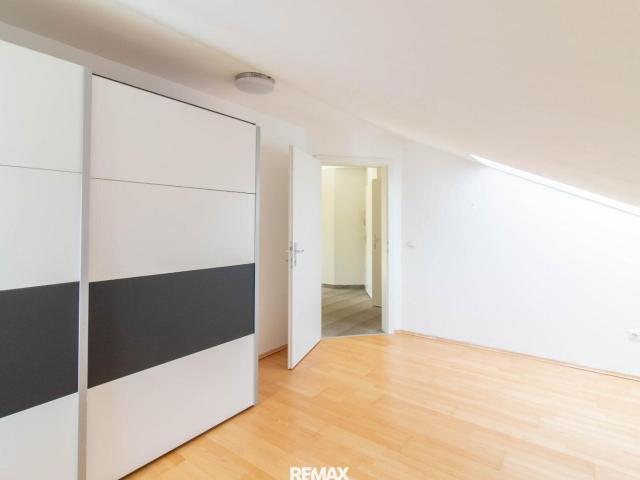Zuhause Unterm Dach Interessante Mietwohnung!