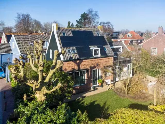 Zuideinde 11 Broek in Waterland