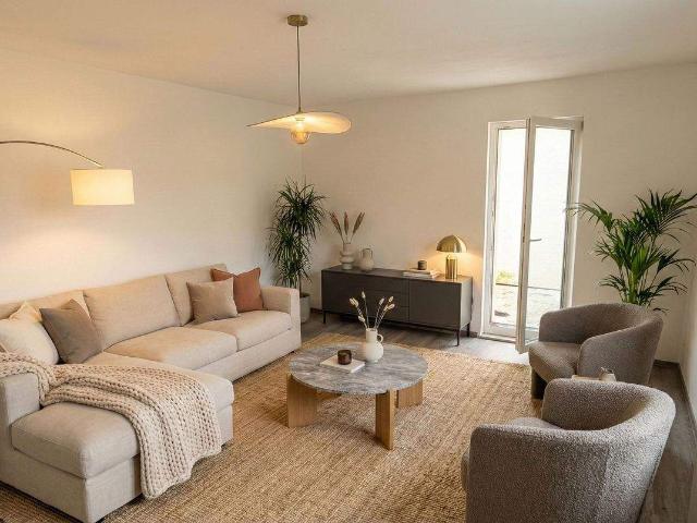 Zukunftssicher mit Wärmepumpe und Dämmung Grüne 2 Zimmer Wohnung mit Balkon