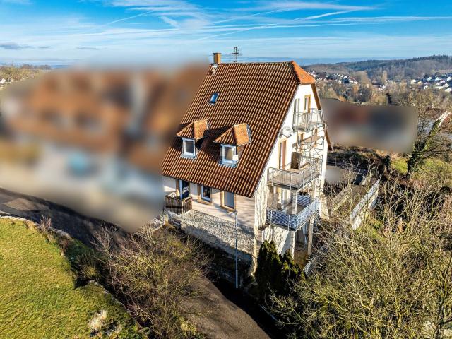 Zukunftssichere Investition 3 Familienhaus mit freien Einheiten