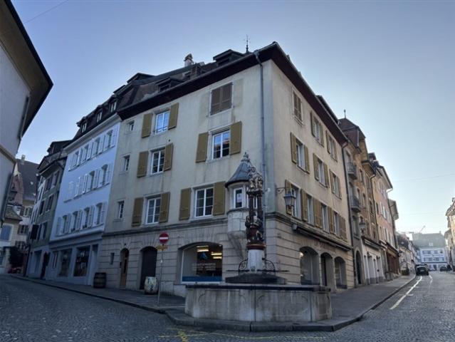 Zur Miete in Porrentruy große 4,5 Zimmer Wohnung