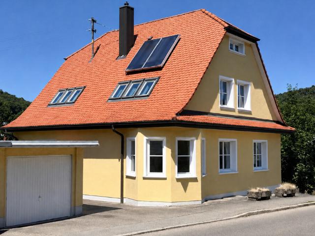 ZUSAGE! Blaustein Herrlingen gepflegtes 100 Jahre altes EFH mit Garten, Garage, Stellplatz und EBK