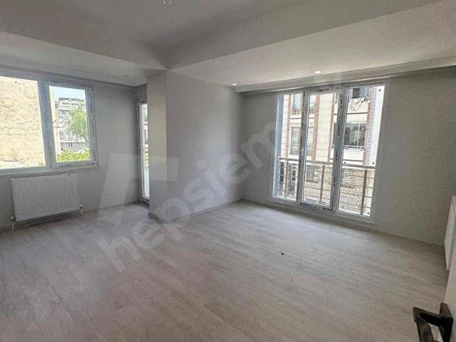 ZYT GYM'DEN ALTINŞEHIR 2+1 ÖN CEPHE CADDEYE SIFIR DAİRE