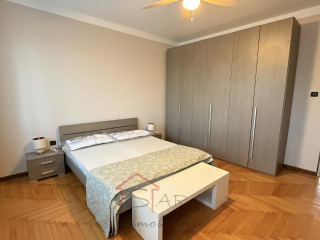 A1047 – CAMERA DOPPIA – €500 + 20 spese