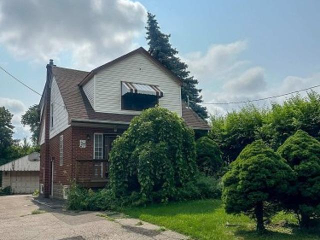 A102 27 Millen Avenue, Hamilton, ON, L9A 2T5 house for lease | Listing ID X13624 | Royal LePage