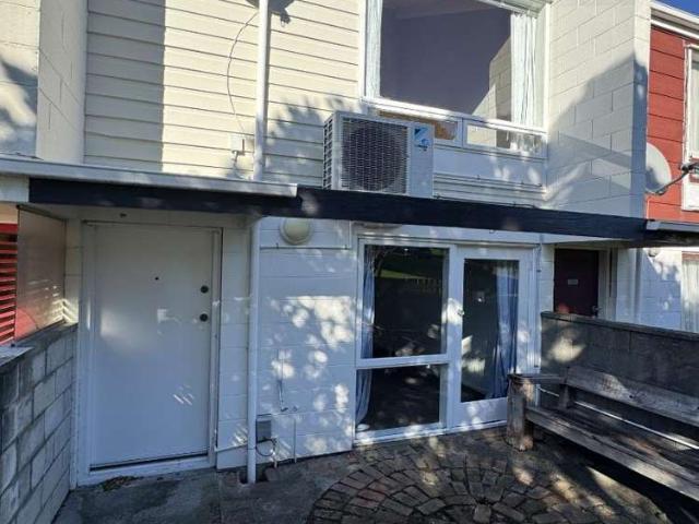 A/14 Waiwera Crescent, Maupuia, Wellington City