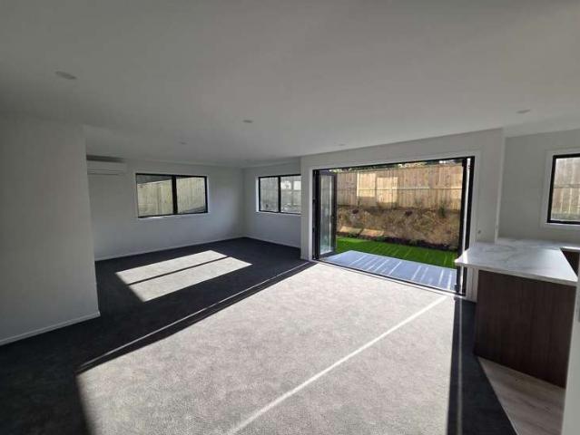 A/235 Main Road, Tawa, Wellington City